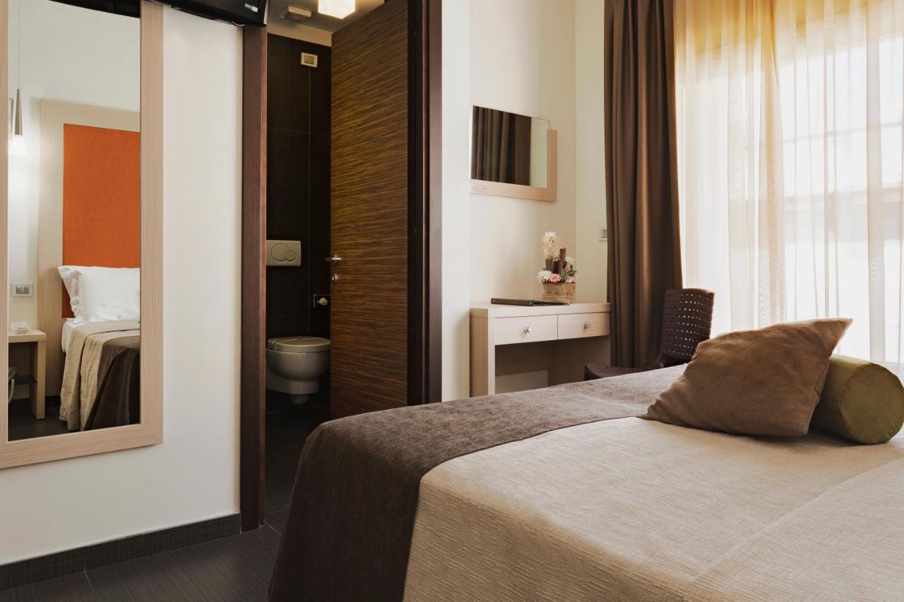 Hotel 33 Baroni 4*